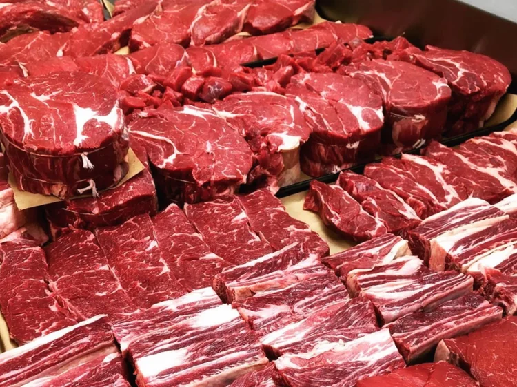Exportações de carne do Brasil devem cair 10%, diz Perosa, presidente da Abiec  